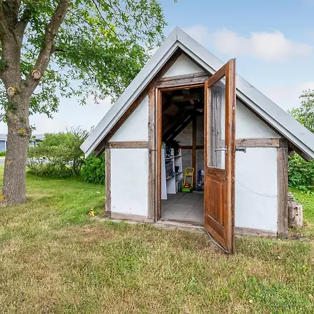 Hava - 250m From The Sea By Interhome